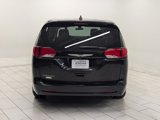 Used 2022 Chrysler Voyager LX image 6