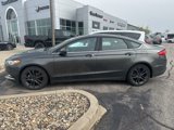 Used 2018 Ford Fusion SE w/ Equipment Group 201A image 2