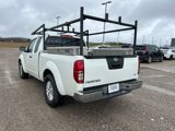 Used 2021 Nissan Frontier SV image 3