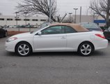 Used 2006 Toyota Solara SLE image 2
