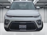 Used 2022 Kia Soul LX image 2
