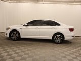 Used 2021 Volkswagen Jetta SEL Premium image 2