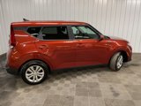 Used 2022 Kia Soul LX image 3