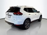 Used 2020 Nissan Rogue SV w/ Premium Package image 5