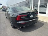 Certified 2022 Volvo S60 B5 Momentum w/ Climate Package image 3