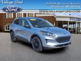 Certified 2022 Ford Escape SE w/ Cold Weather Package image 3