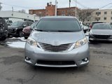 Used 2015 Toyota Sienna XLE image 3
