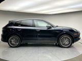Used 2023 Porsche Cayenne image 4