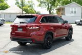 Used 2019 Toyota Highlander SE image 5