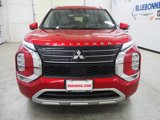 Used 2024 Mitsubishi Outlander SEL image 3