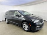 Used 2022 Chrysler Pacifica Touring-L image 3