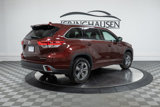 Used 2017 Toyota Highlander Limited Platinum image 5