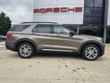 Used 2021 Ford Explorer XLT w/ Equipment Group 202A image 4