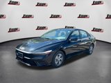 Used 2025 Hyundai Elantra SE image 1