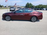 Used 2024 Nissan Altima 2.5 SV image 2