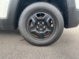 Used 2017 Jeep Renegade Sport w/ Power & Air Group image 5