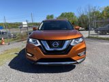 Used 2017 Nissan Rogue SL w/ SL Premium Package image 2