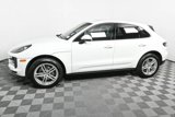 Certified 2021 Porsche Macan image 2