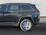 New 2025 Jeep Grand Cherokee Laredo w/ Trailer Tow Package image 4