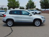 Used 2014 Volkswagen Tiguan SE image 3