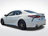 Used 2022 Toyota Camry SE image 4