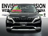 Used 2023 Kia Carnival LX image 3