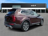 Used 2021 Kia Telluride S image 3