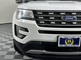 Used 2017 Ford Explorer XLT image 5