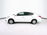 Used 2019 Nissan Versa SV image 4