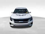 Used 2022 Kia Seltos EX image 2