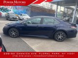 Used 2022 Toyota Camry SE image 2