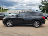 Used 2019 Nissan Pathfinder S image 4