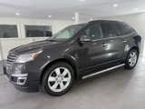 Used 2017 Chevrolet Traverse LT w/ Style and Technology Package image 2
