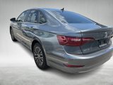 Used 2020 Volkswagen Jetta SE w/ SE Cold Weather Package image 3