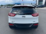 Used 2015 Jeep Cherokee Latitude image 4