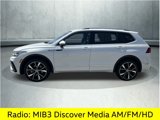 Used 2022 Volkswagen Tiguan SEL R-Line image 2