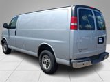 Used 2017 GMC Savana 2500 image 4