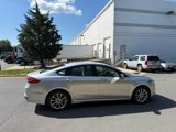 Used 2017 Ford Fusion SE image 4