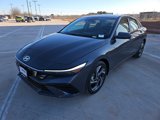 New 2025 Hyundai Elantra Limited image 3