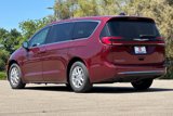 Used 2023 Chrysler Pacifica Touring-L image 6