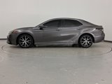 Used 2022 Toyota Camry SE image 2