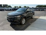 New 2025 Jeep Compass Latitude image 4