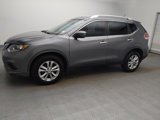 Used 2016 Nissan Rogue SV image 2