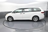 Used 2017 Toyota Sienna L image 4