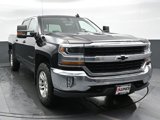 Used 2018 Chevrolet Silverado 1500 LT w/ Max Trailering Package image 4