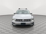 Used 2020 Volkswagen Tiguan SE w/ Panoramic Sunroof Package image 3
