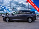 Used 2022 Chrysler Pacifica Touring-L image 5