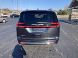 Used 2021 Chrysler Pacifica Touring-L image 4