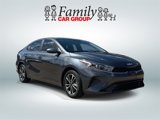 Used 2022 Kia Forte LXS w/ LXS Technology Package image 2