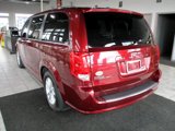 Used 2018 Dodge Grand Caravan SXT w/ Driver Convenience Group image 4